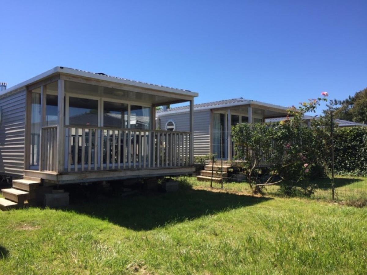 Camping Phare Ouest Saint-Denis-dʼOléron Exterior foto